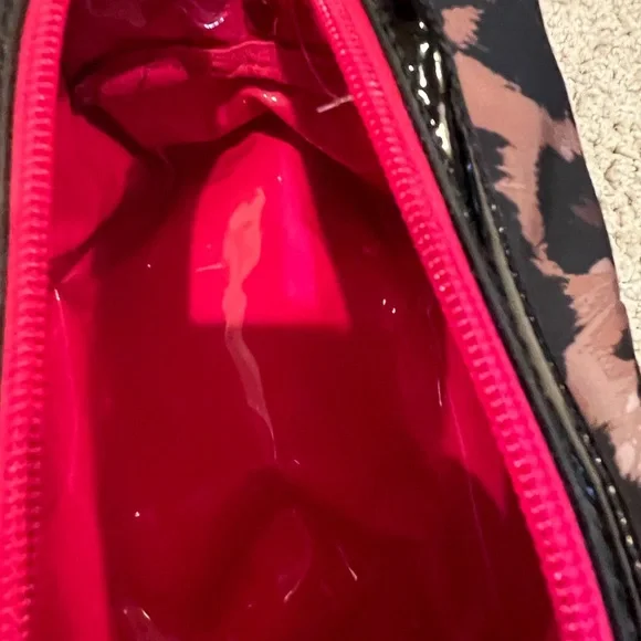 New Juicy Couture Leopard Print Makeup Bag with Tags !! - Picture 6 of 8